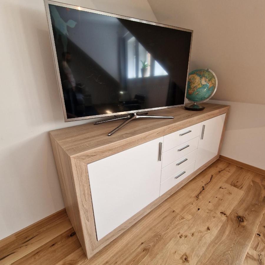 Apartment Mit Parkblick & Massagestuhl Leipzig Dış mekan fotoğraf